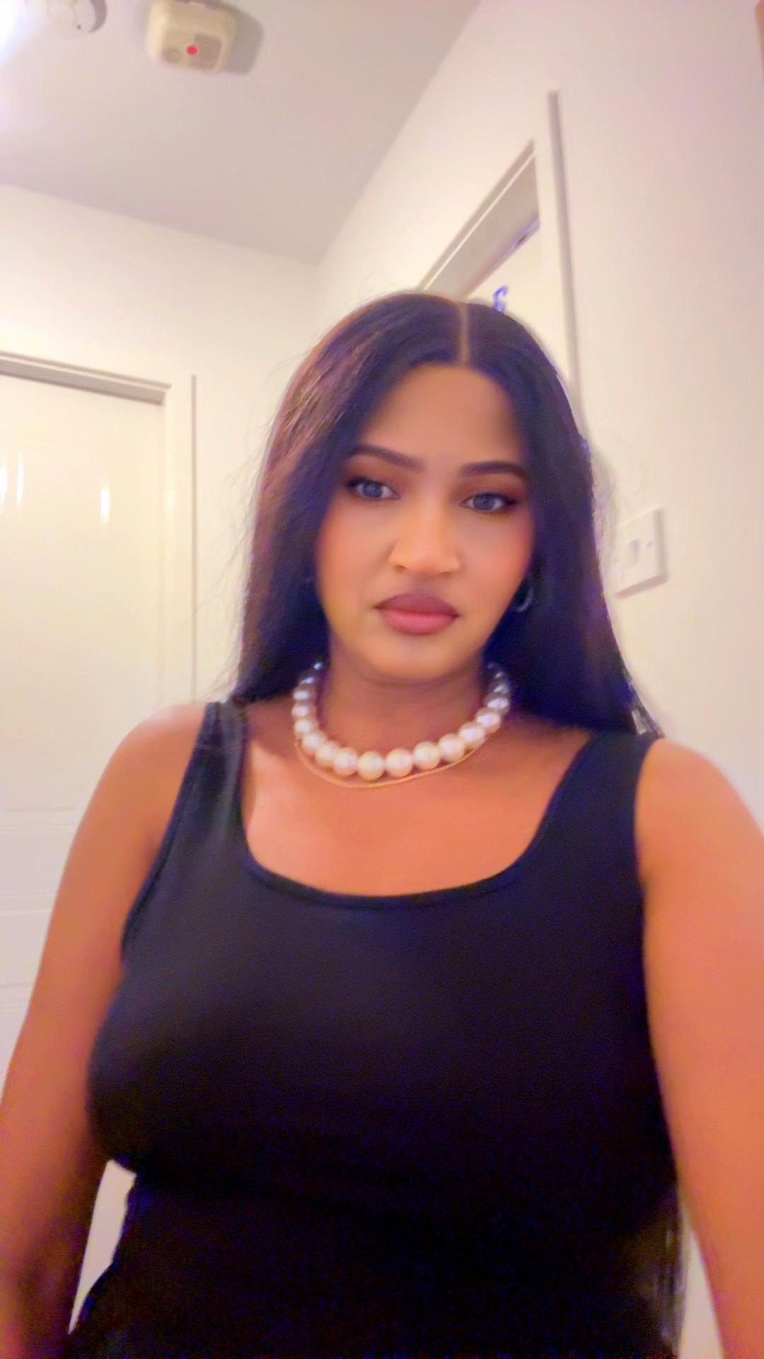 @Tessy🇳🇬🇬🇧