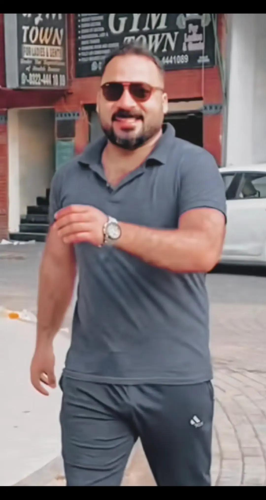 @Mr X 🇸🇦 🌈 🇵🇰