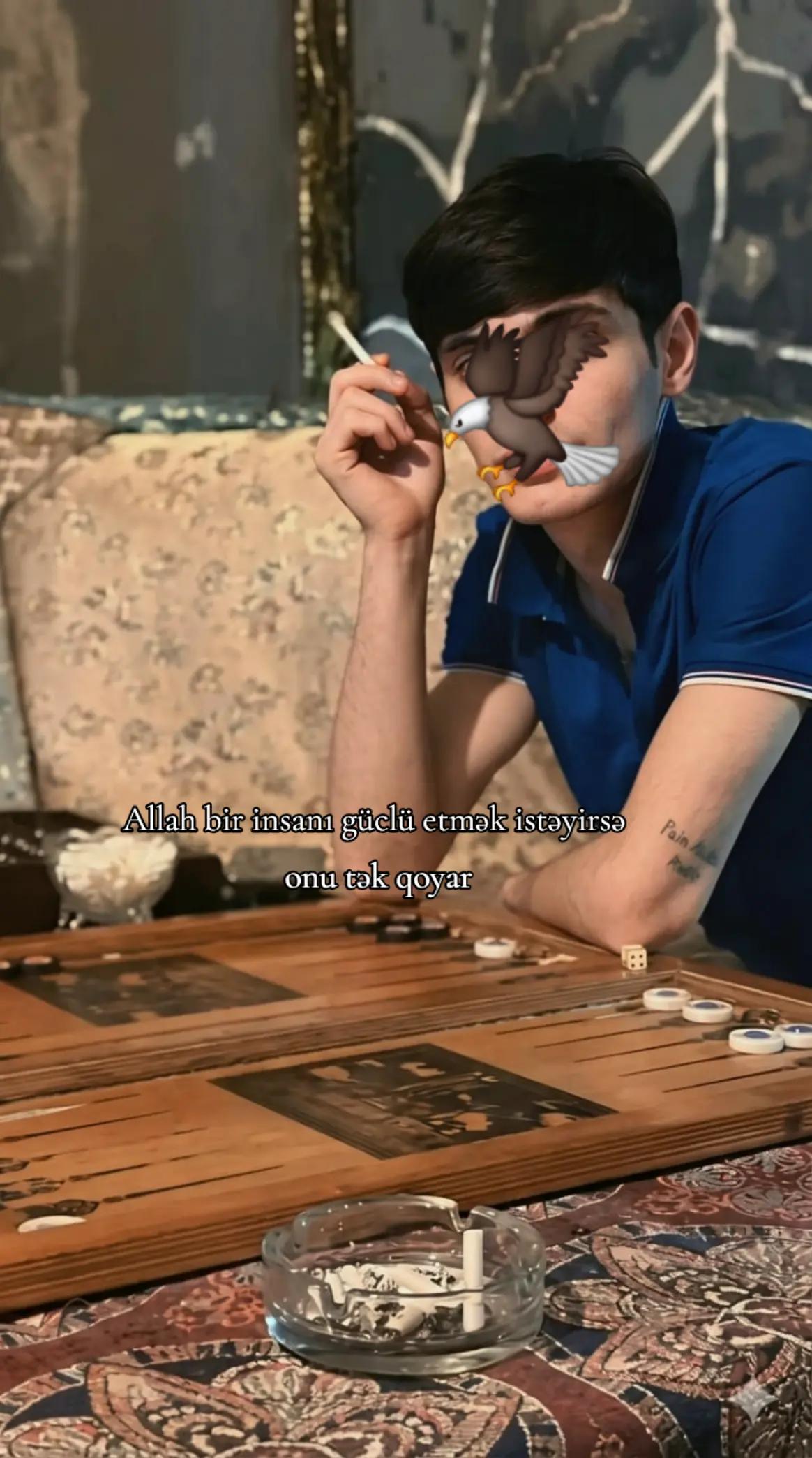 @🦅