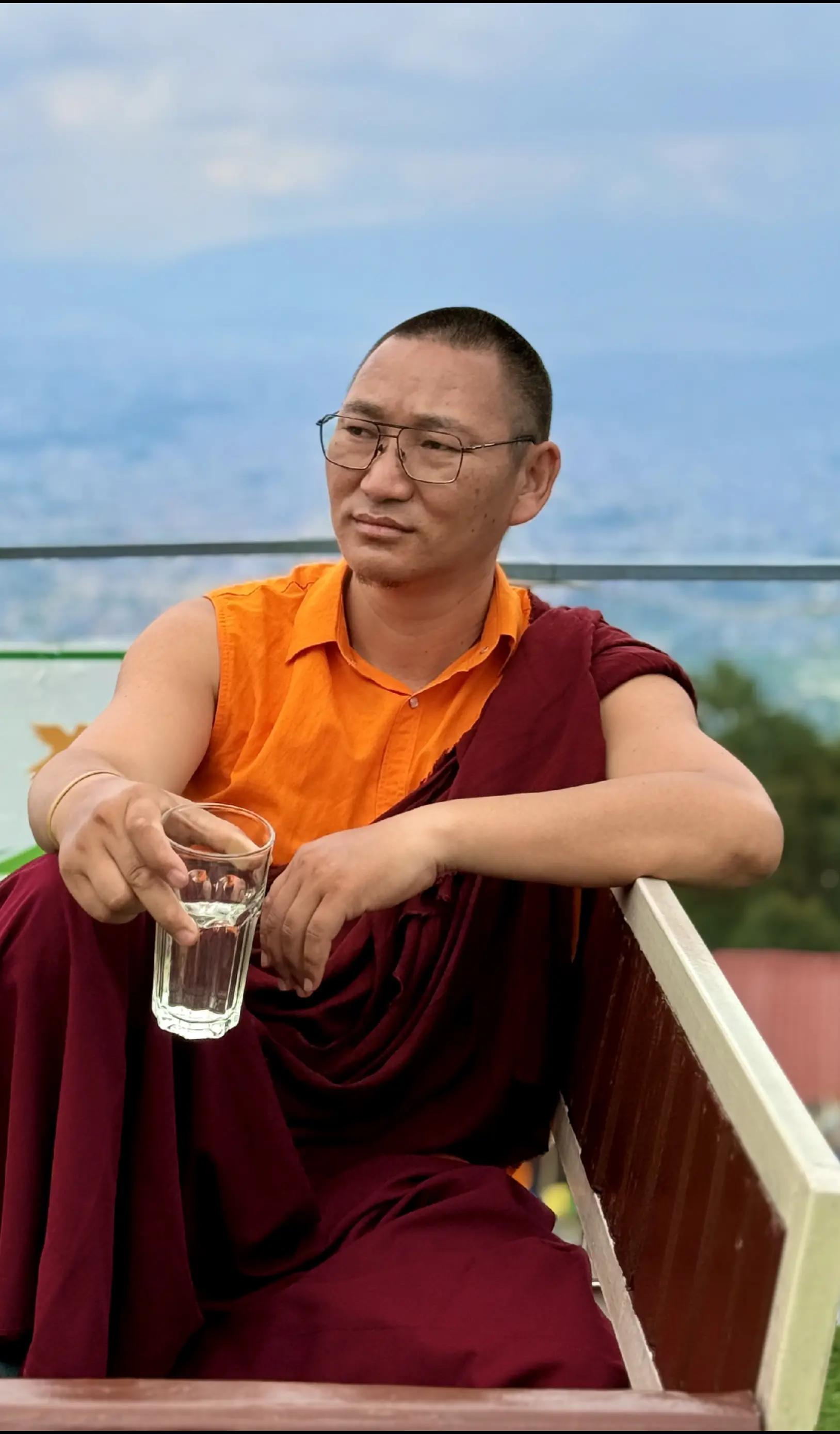@buchung_norbu_la