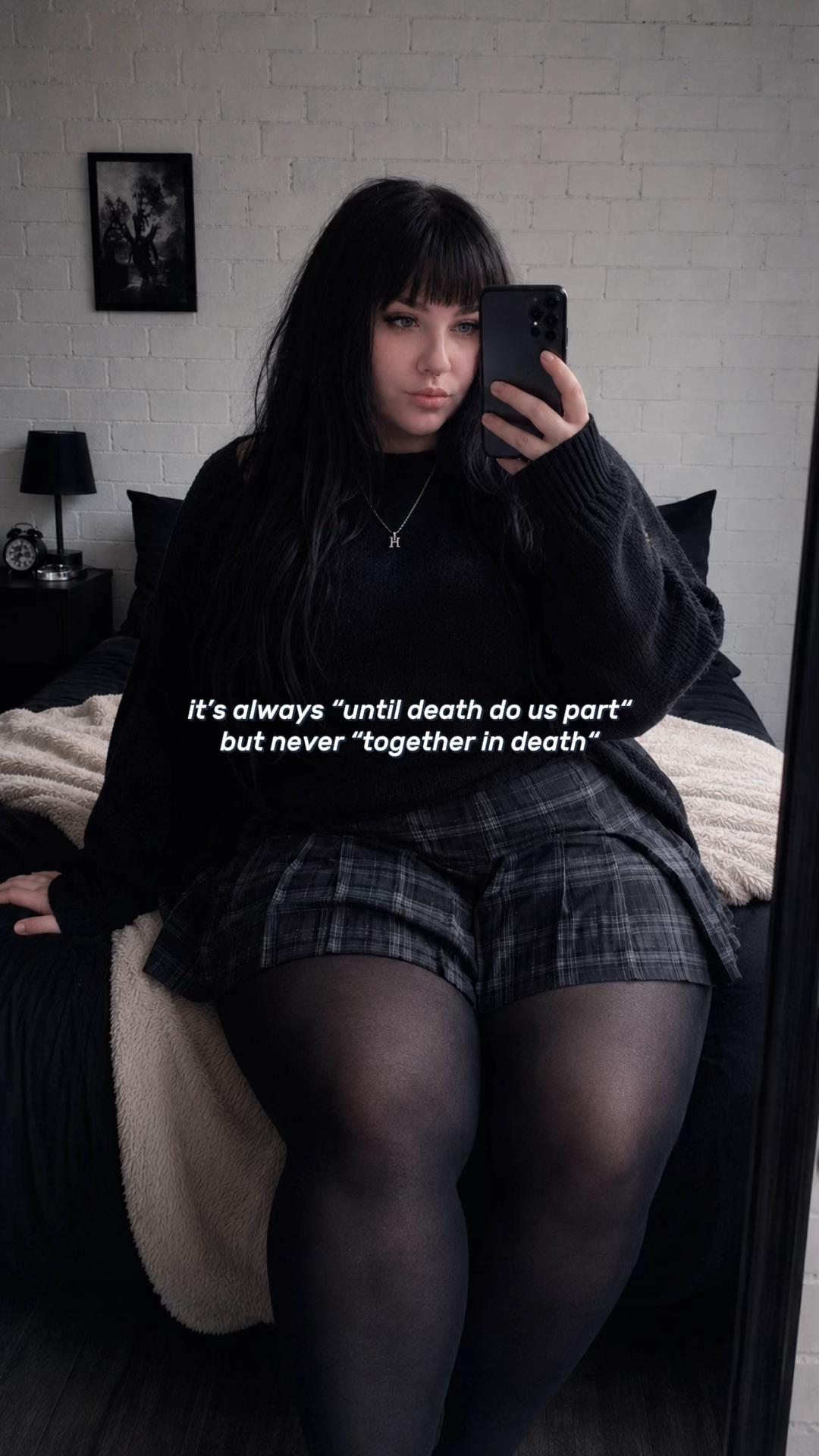 @₊˚⊹♡ 𝐵𝑟𝑢𝑖𝑠𝑒𝑑 🕷️