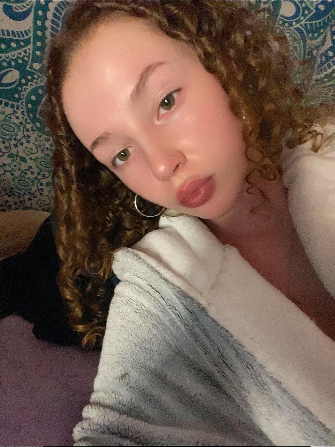 @iz<3