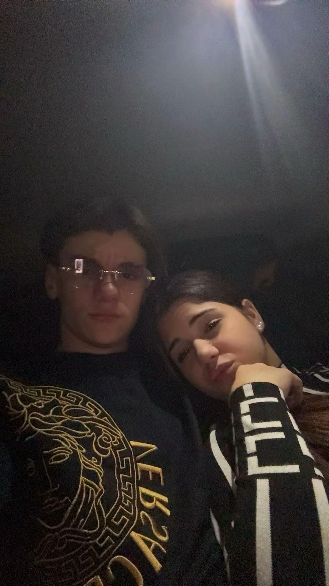 @karola💜