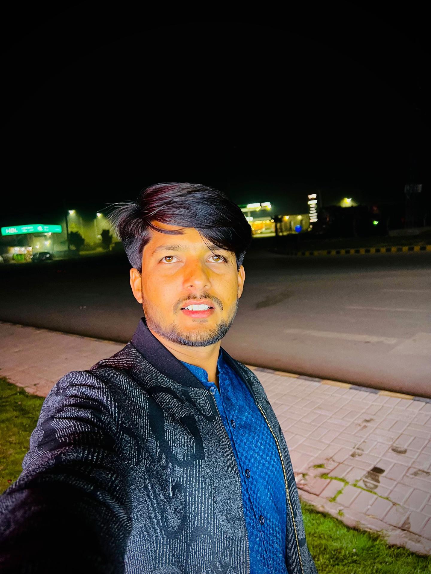 @Kashi_Live 🦅