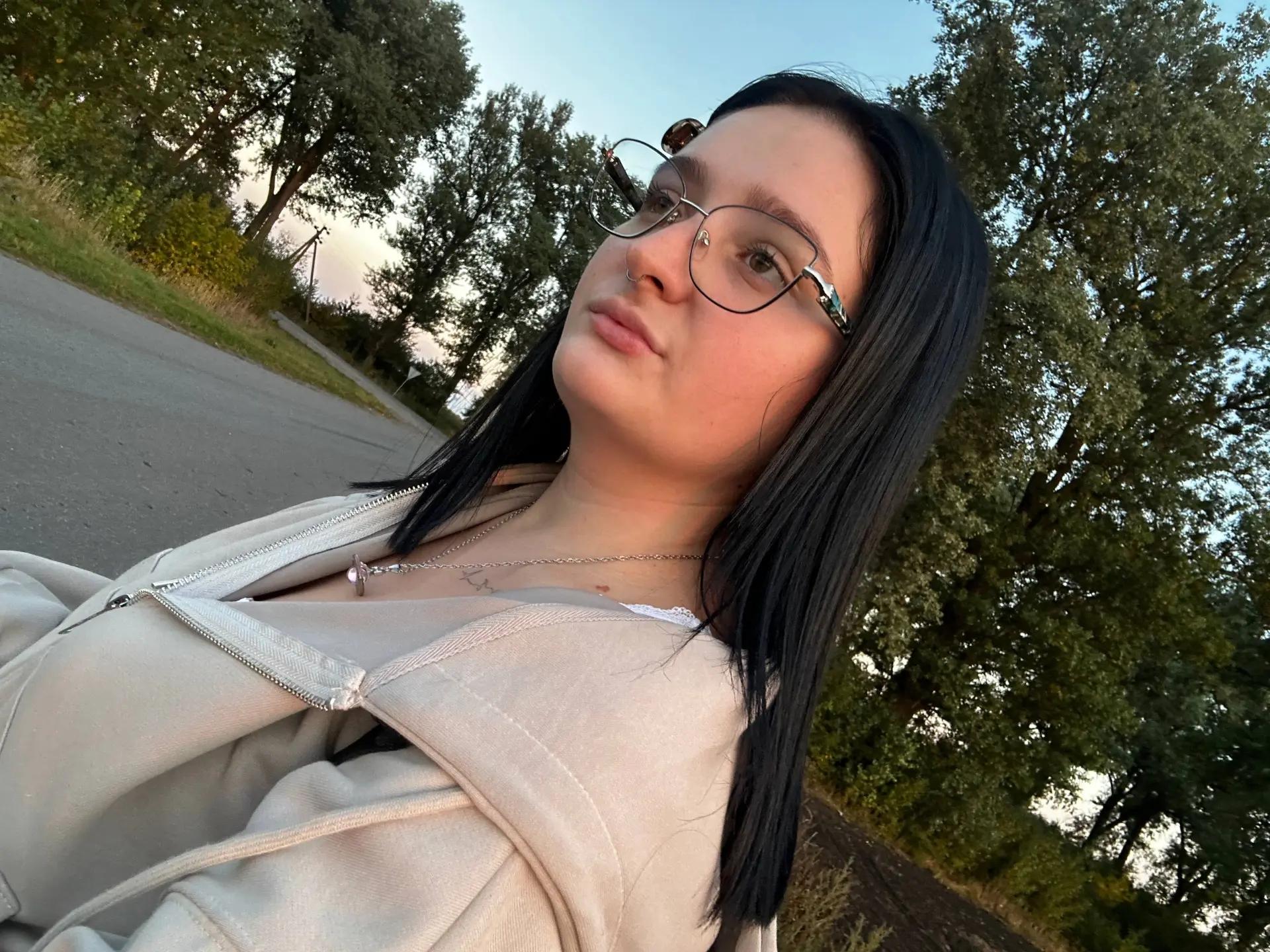 @user48955070192