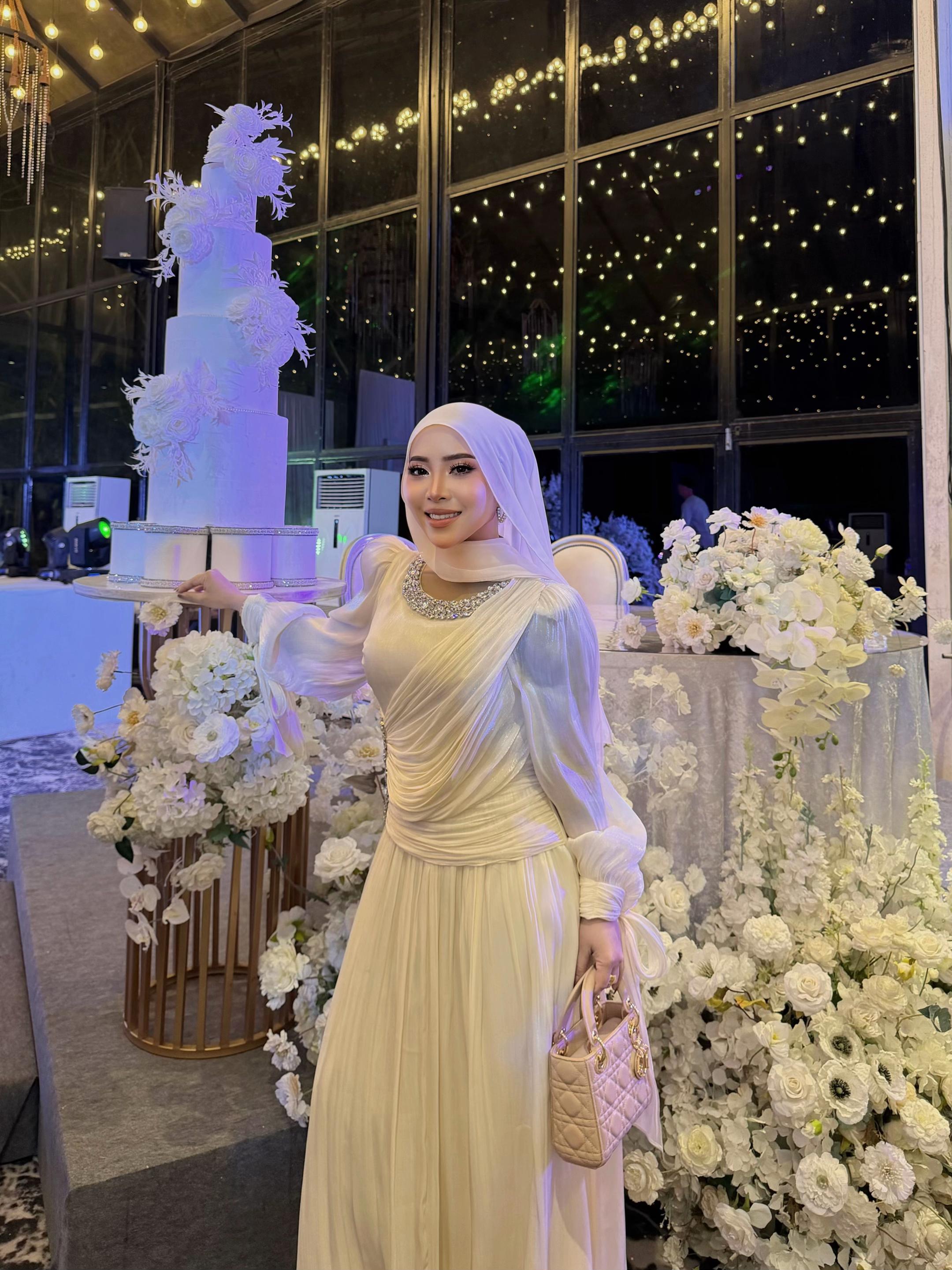 @Farahin Rukman