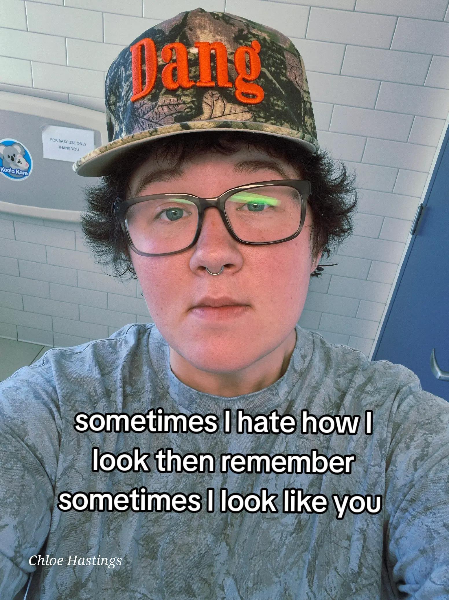 @Chlo