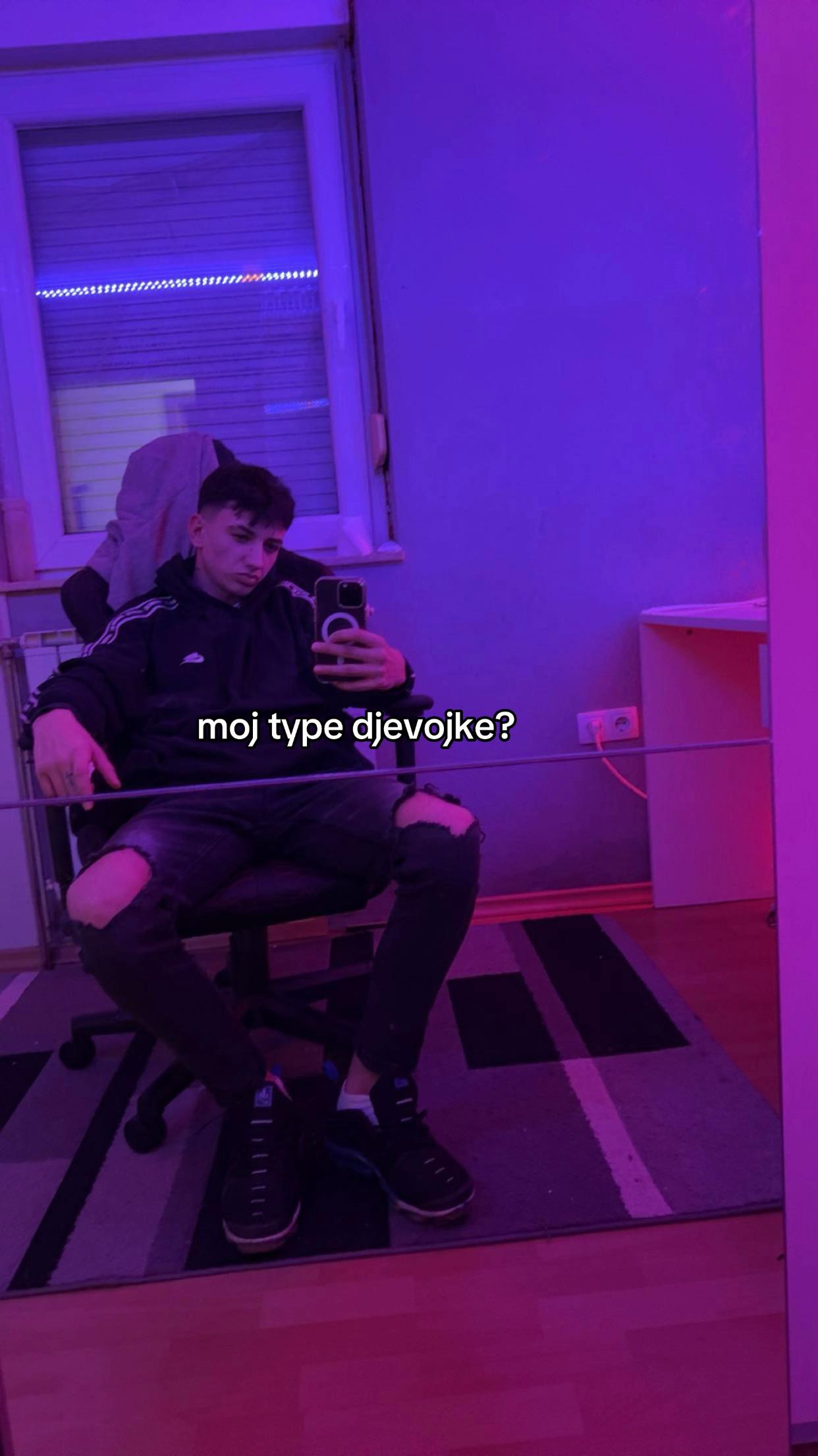@Čiks