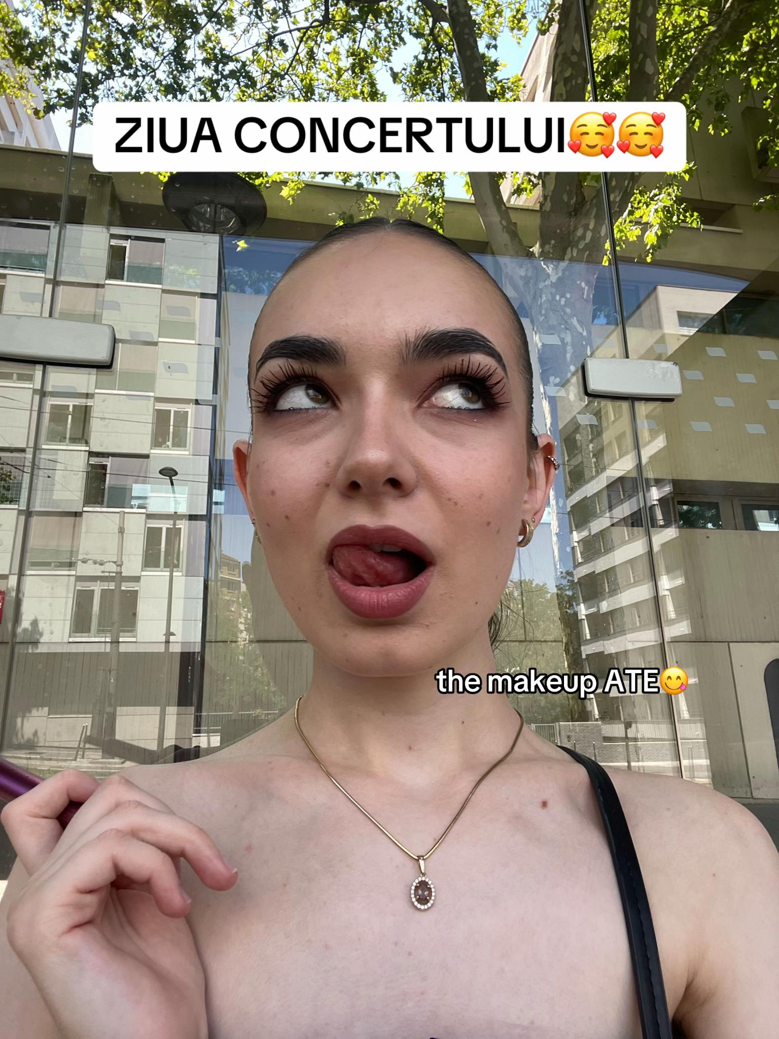 @IOANA R