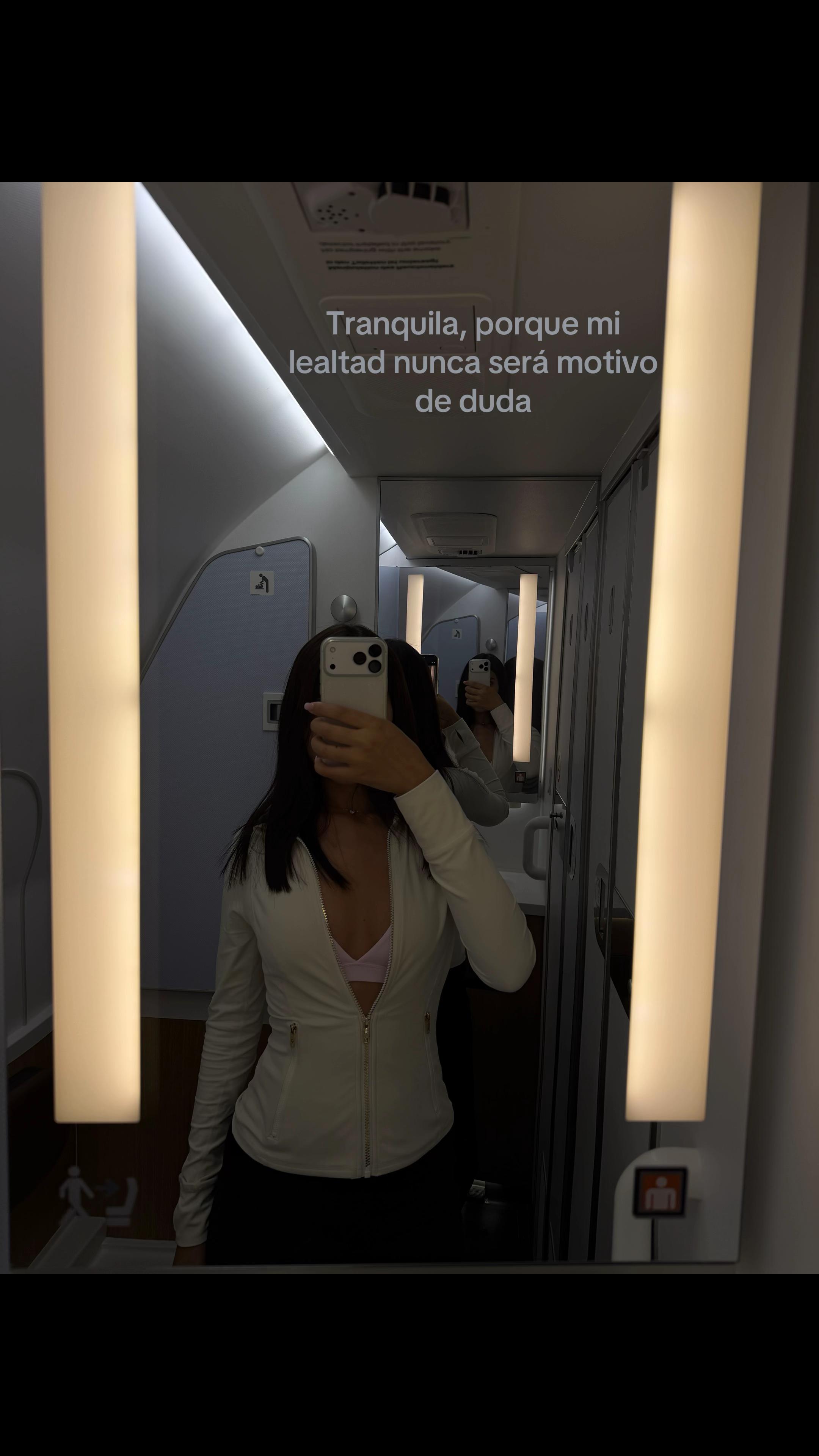 @melanie🦋