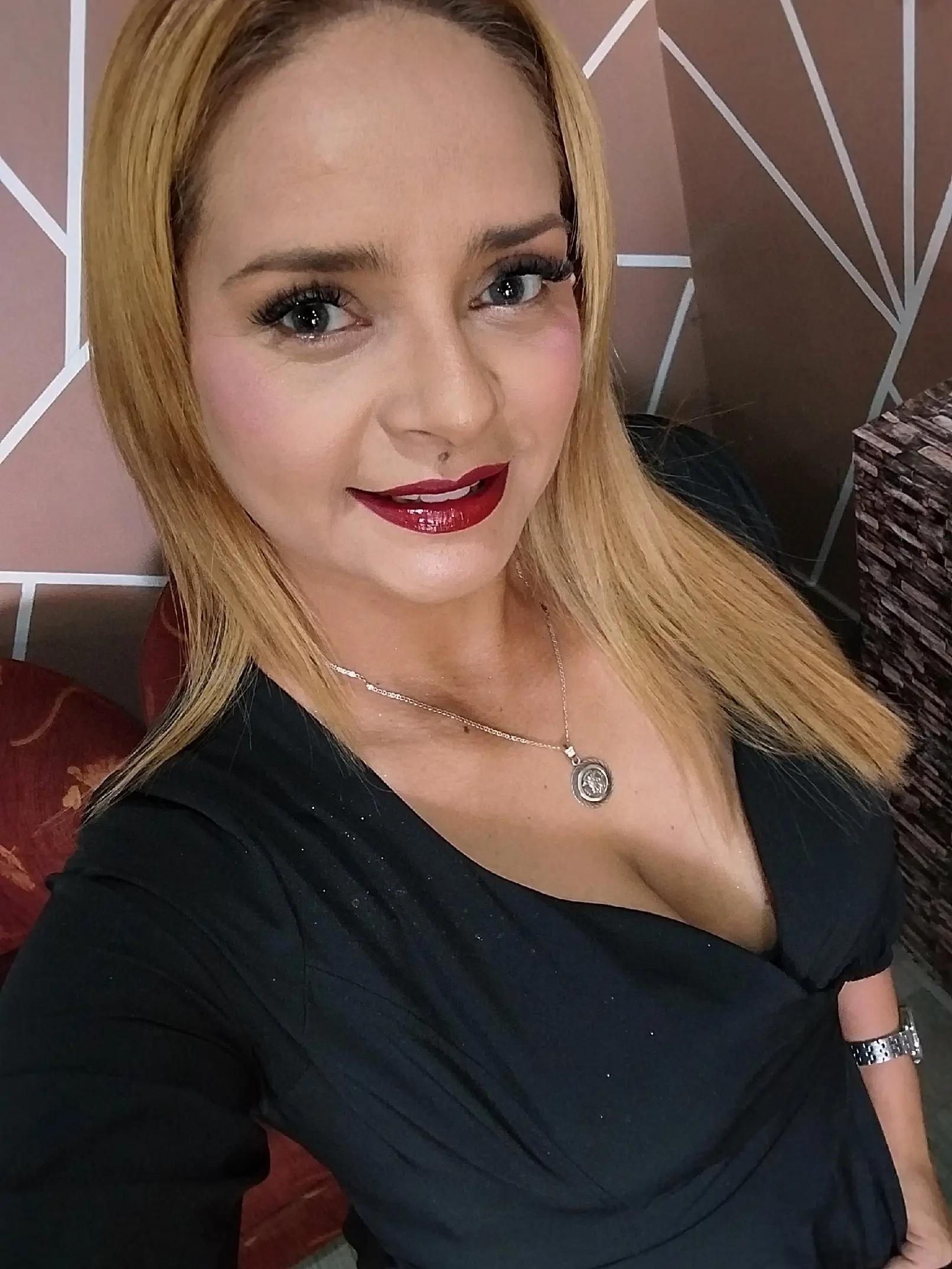 @Angie 🪽
