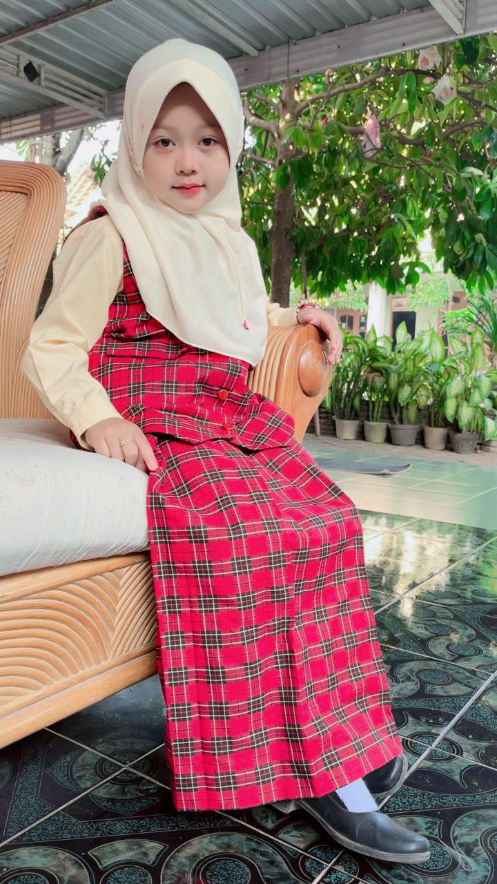 @mamanya della