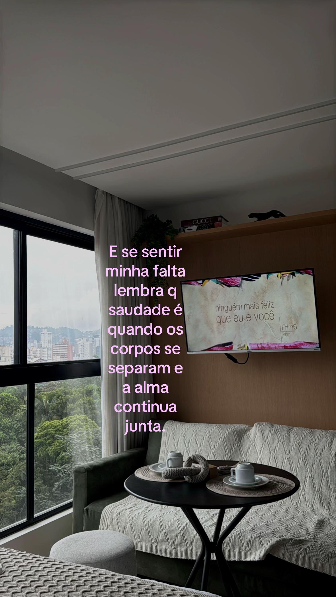 @Nicole Ferreira
