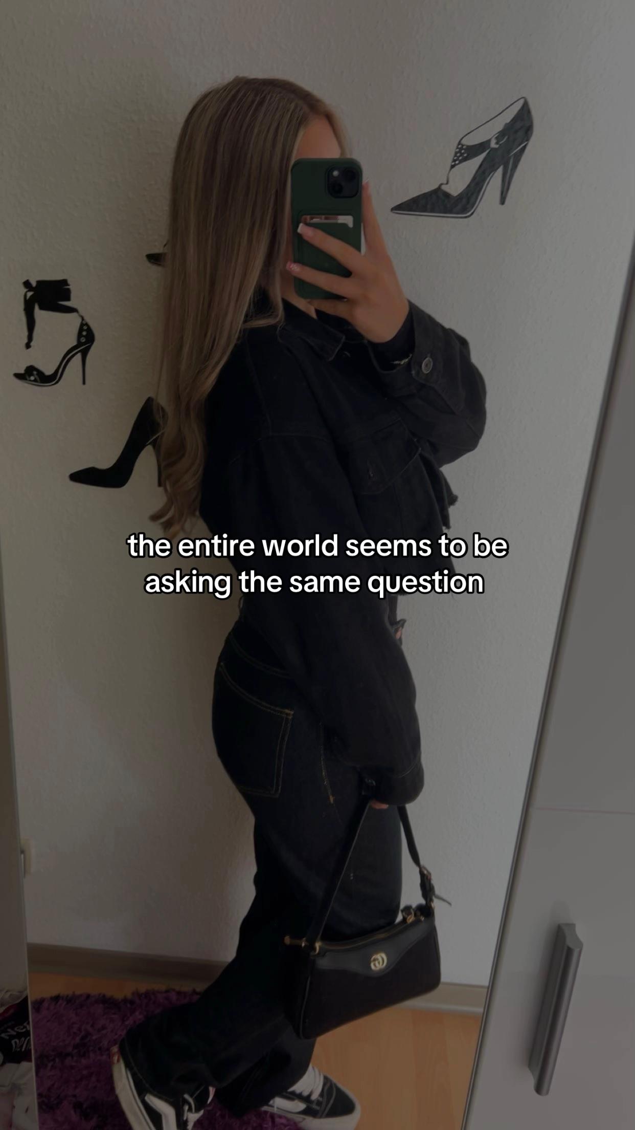 @𝐅ꨄ