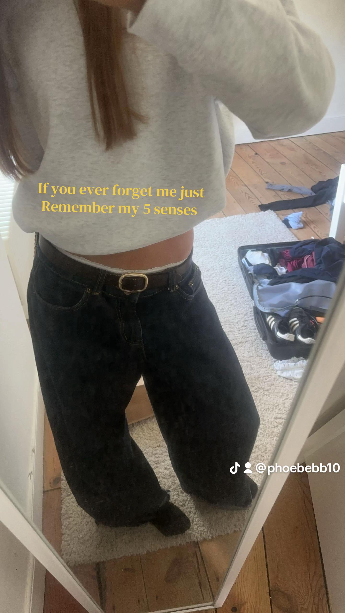 @🧞