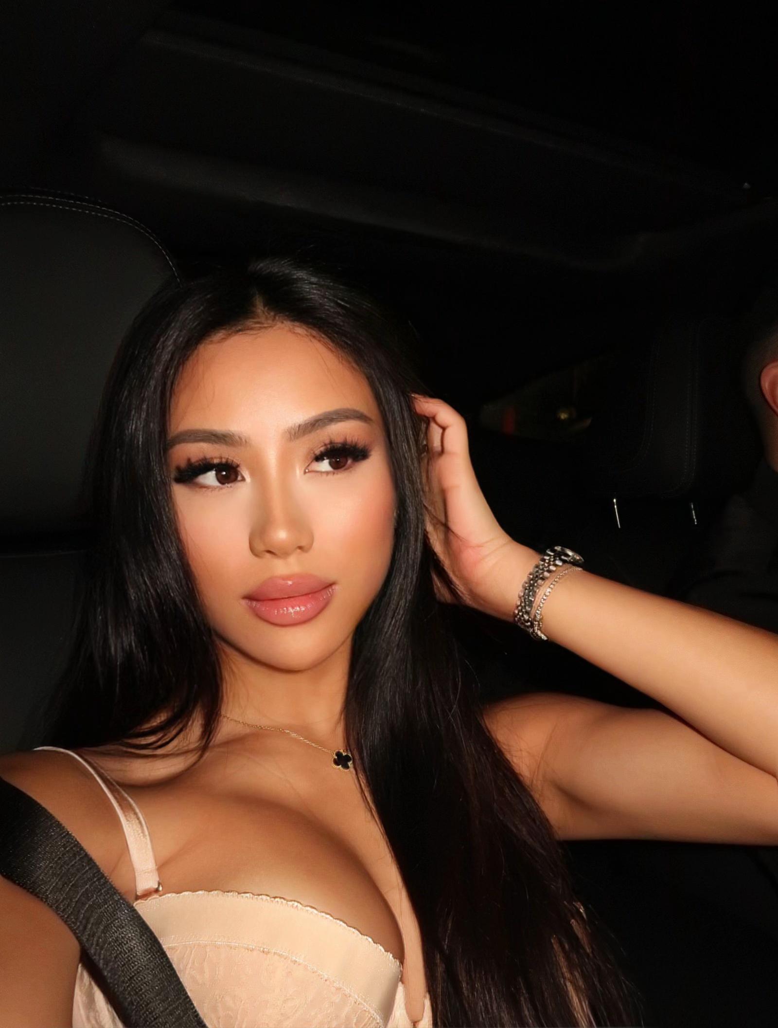 @larissa