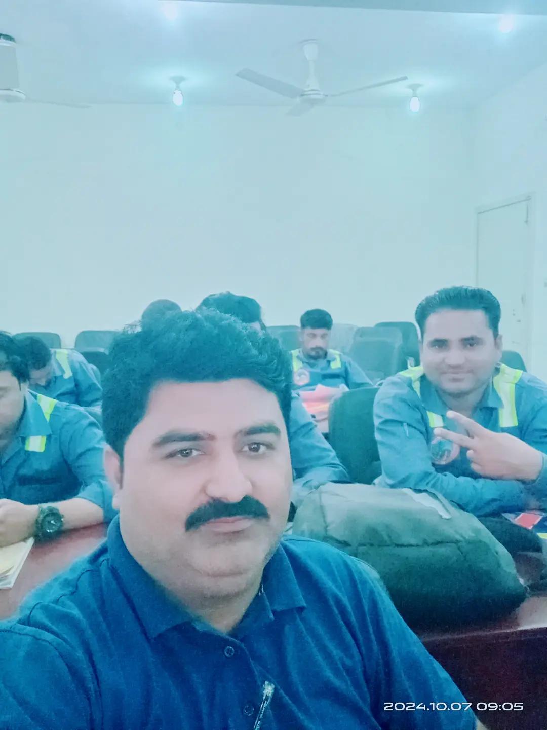 @Murshid Paak