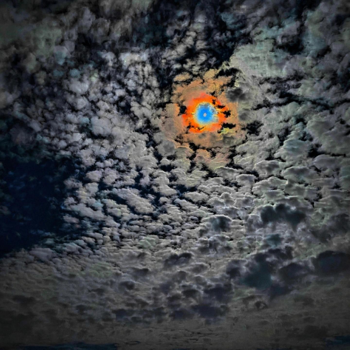 @𝓪𝓱𝓶𝓮𝓭 ¹⁸ 🦇