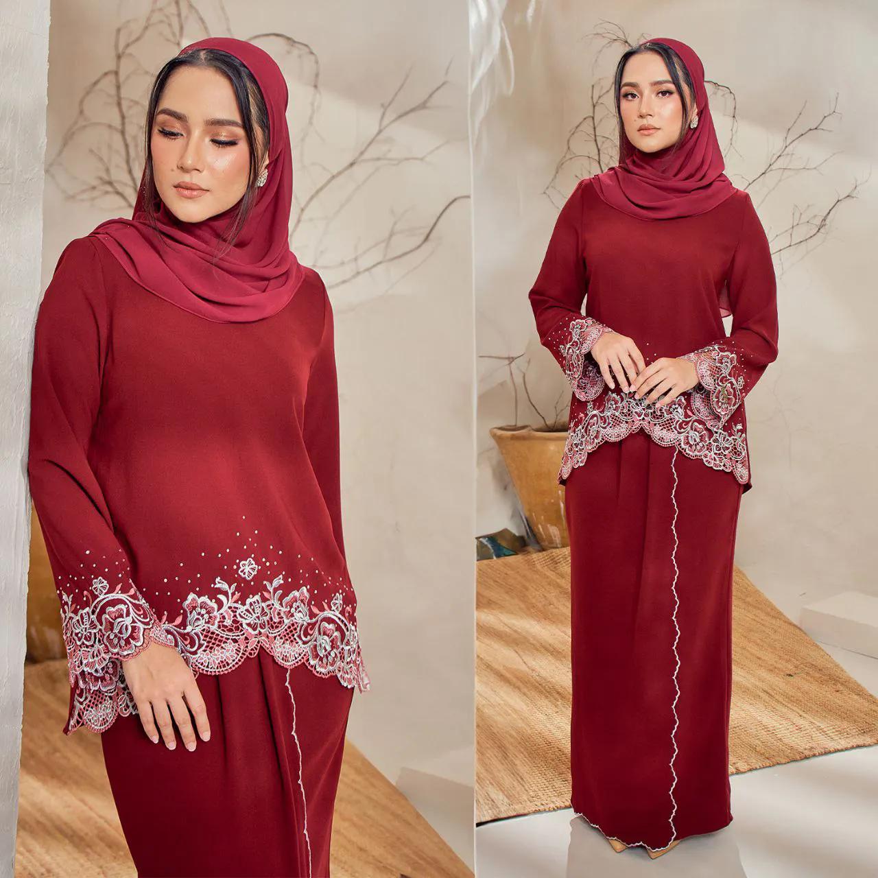 @AzfaridaExclusive