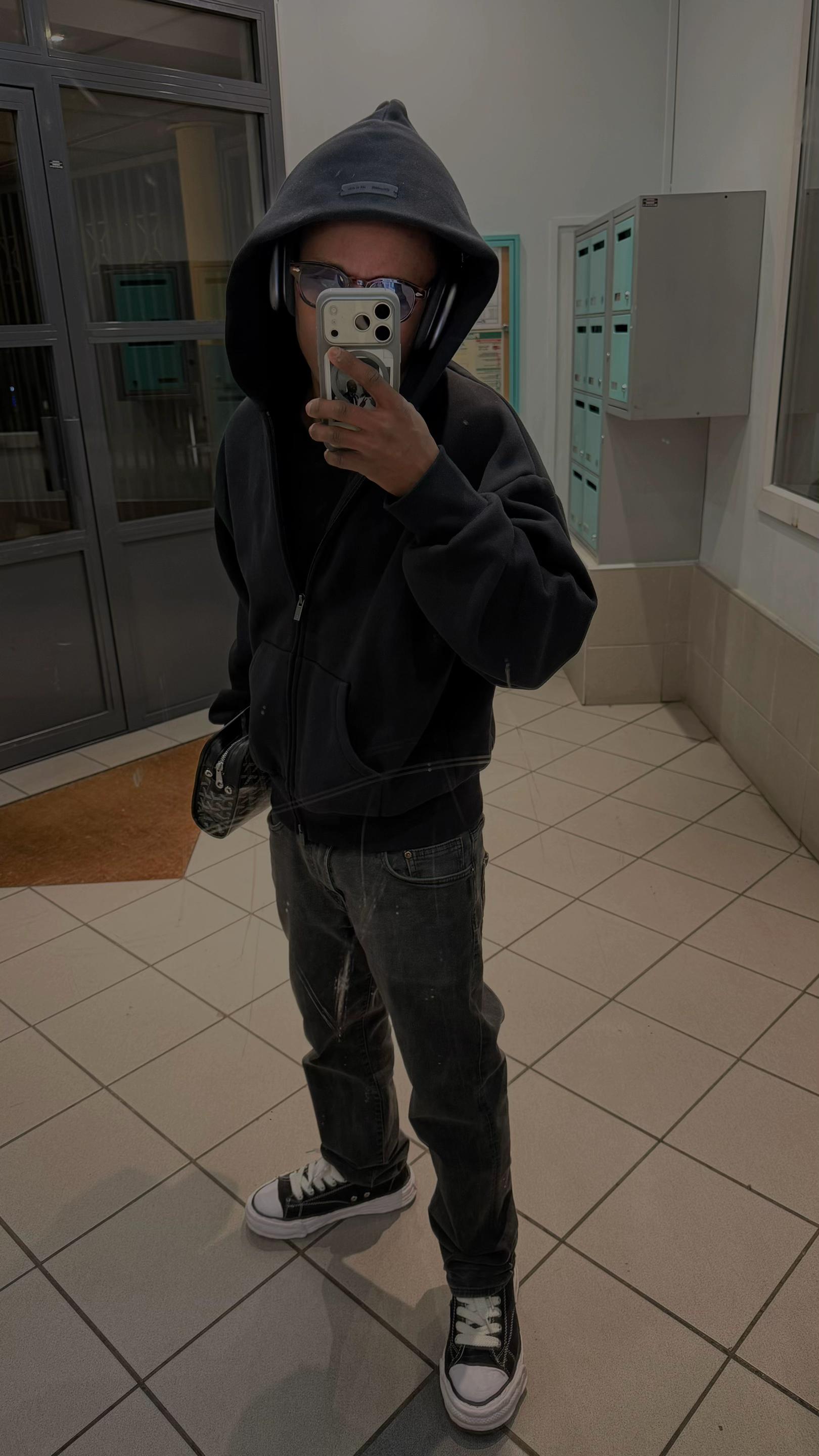 @Ī7%