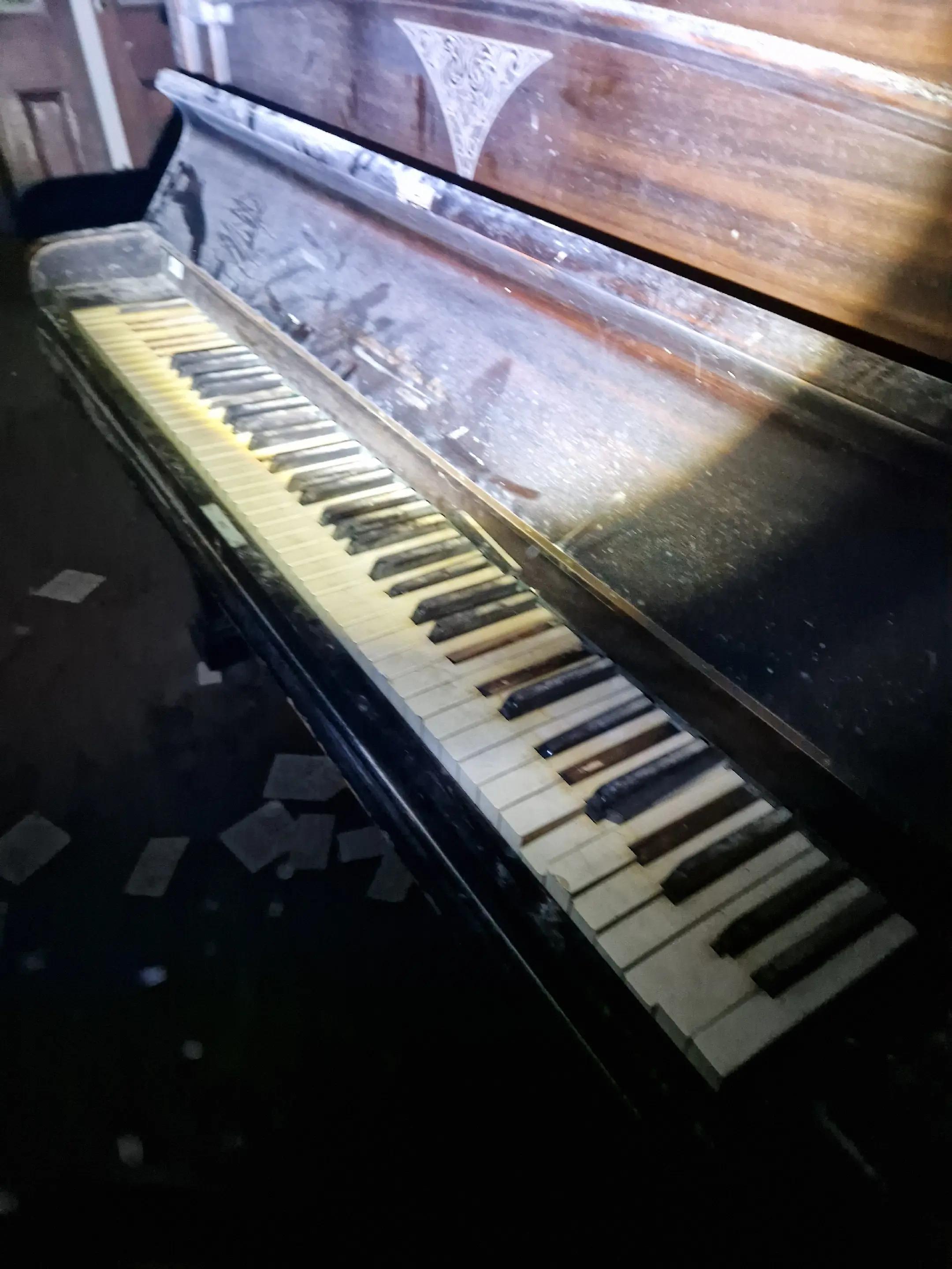 @razxbitz_urbex๐ด๓ ง๓ ข๓ ณ๓ ฃ๓ ด๓ ฟ๐