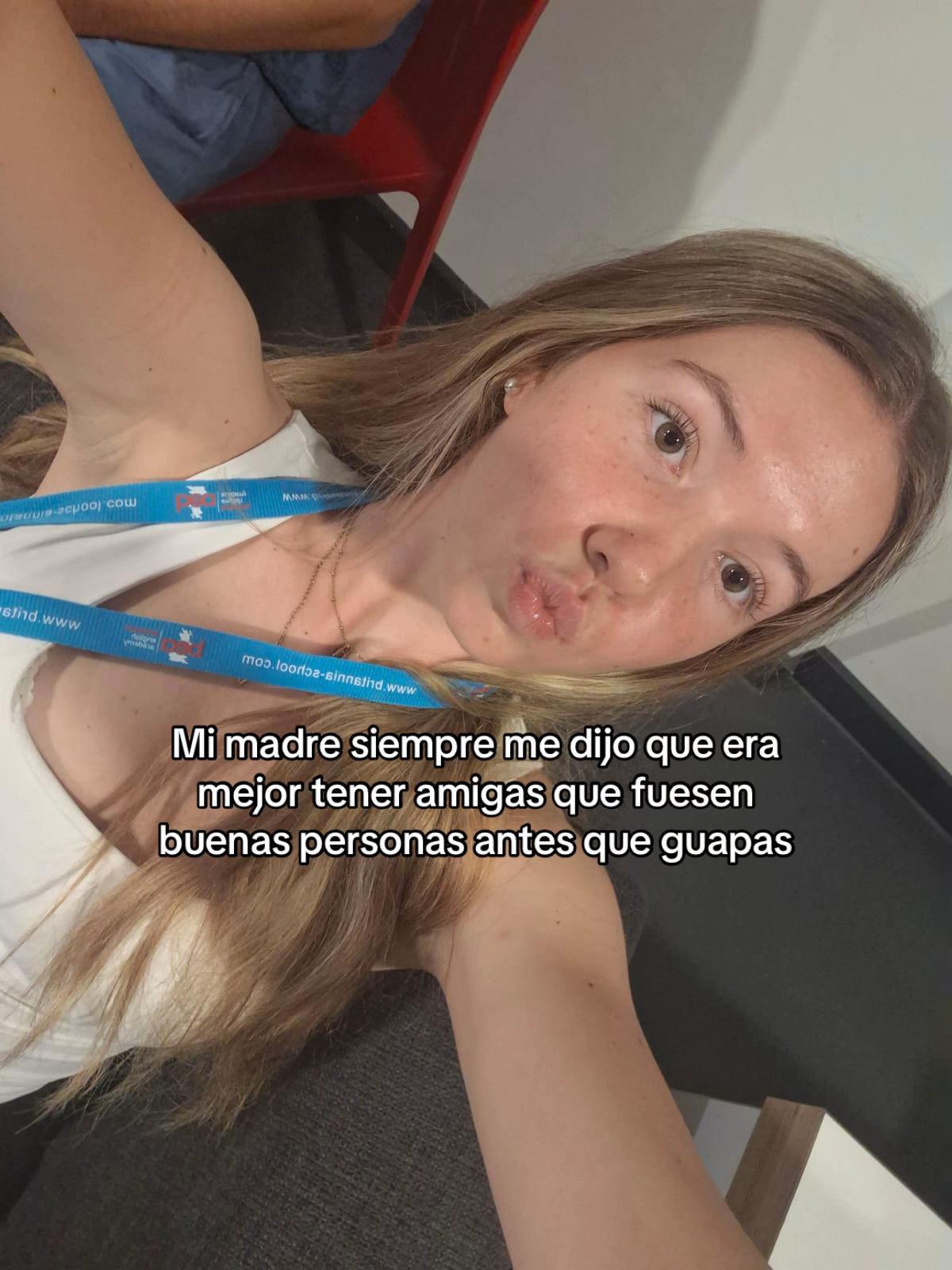 @Aitana