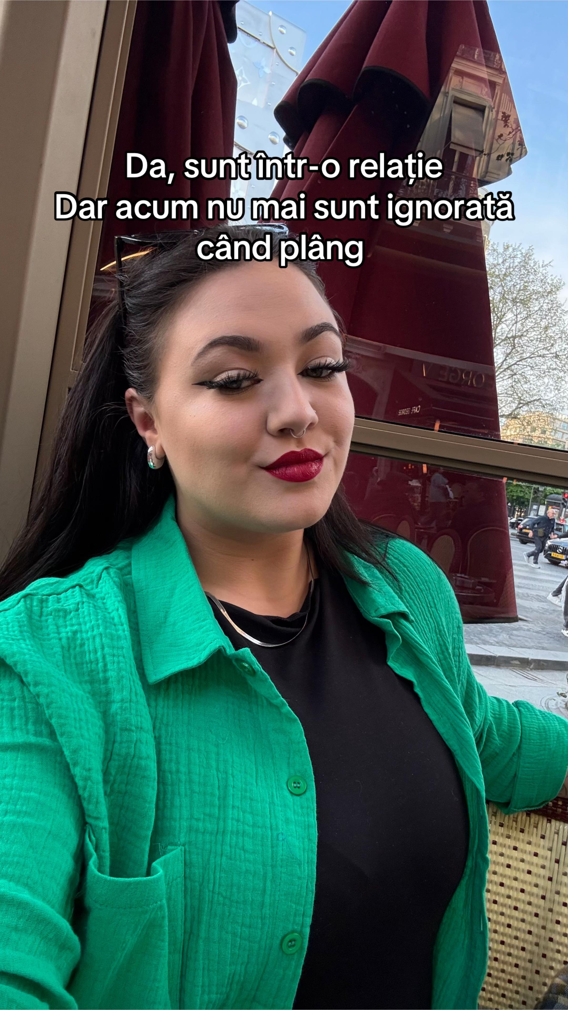 @Larisa Lari
