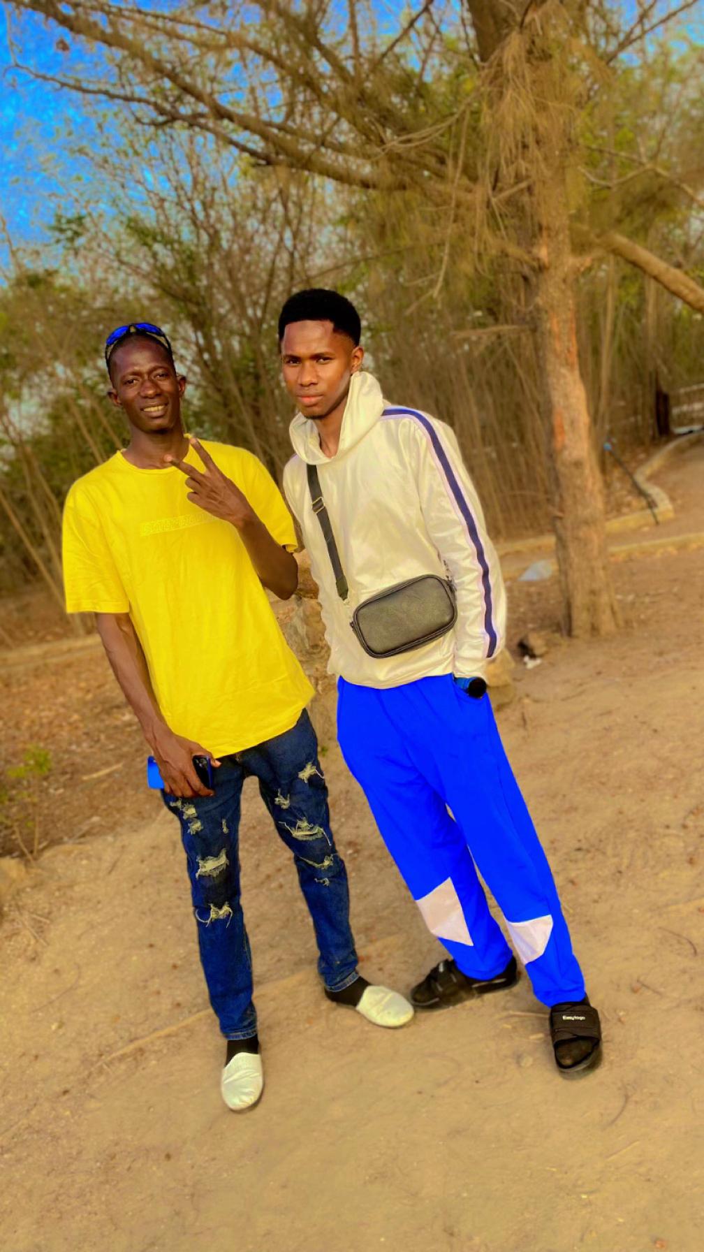 @Pjallow JpointCreation 🇬🇲