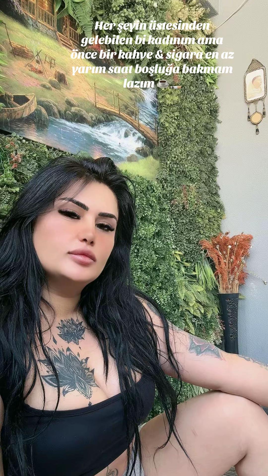 @Azra🖤