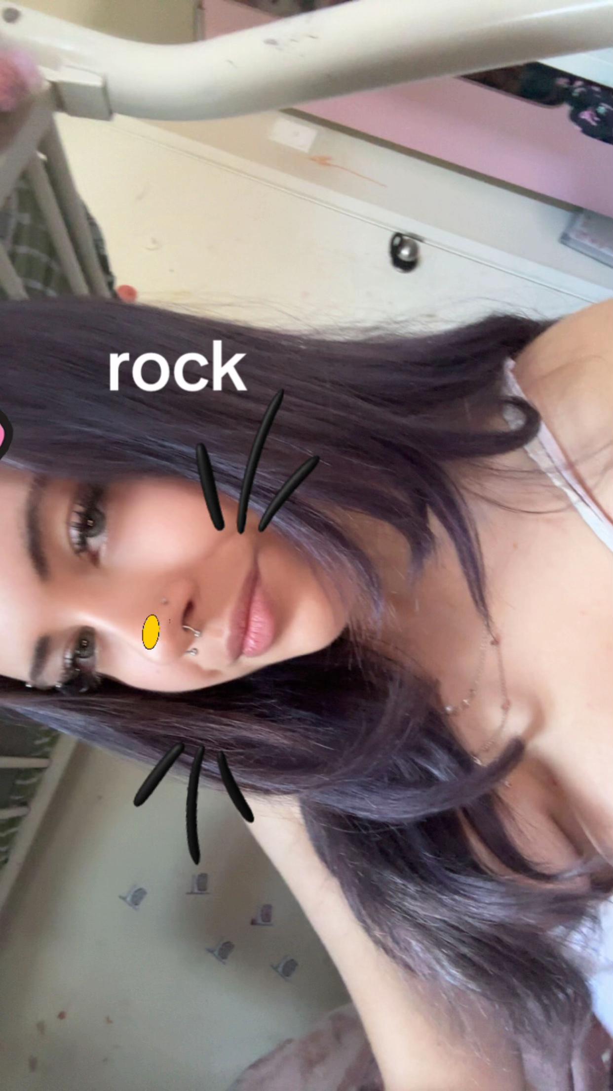 @emzzrose.secret