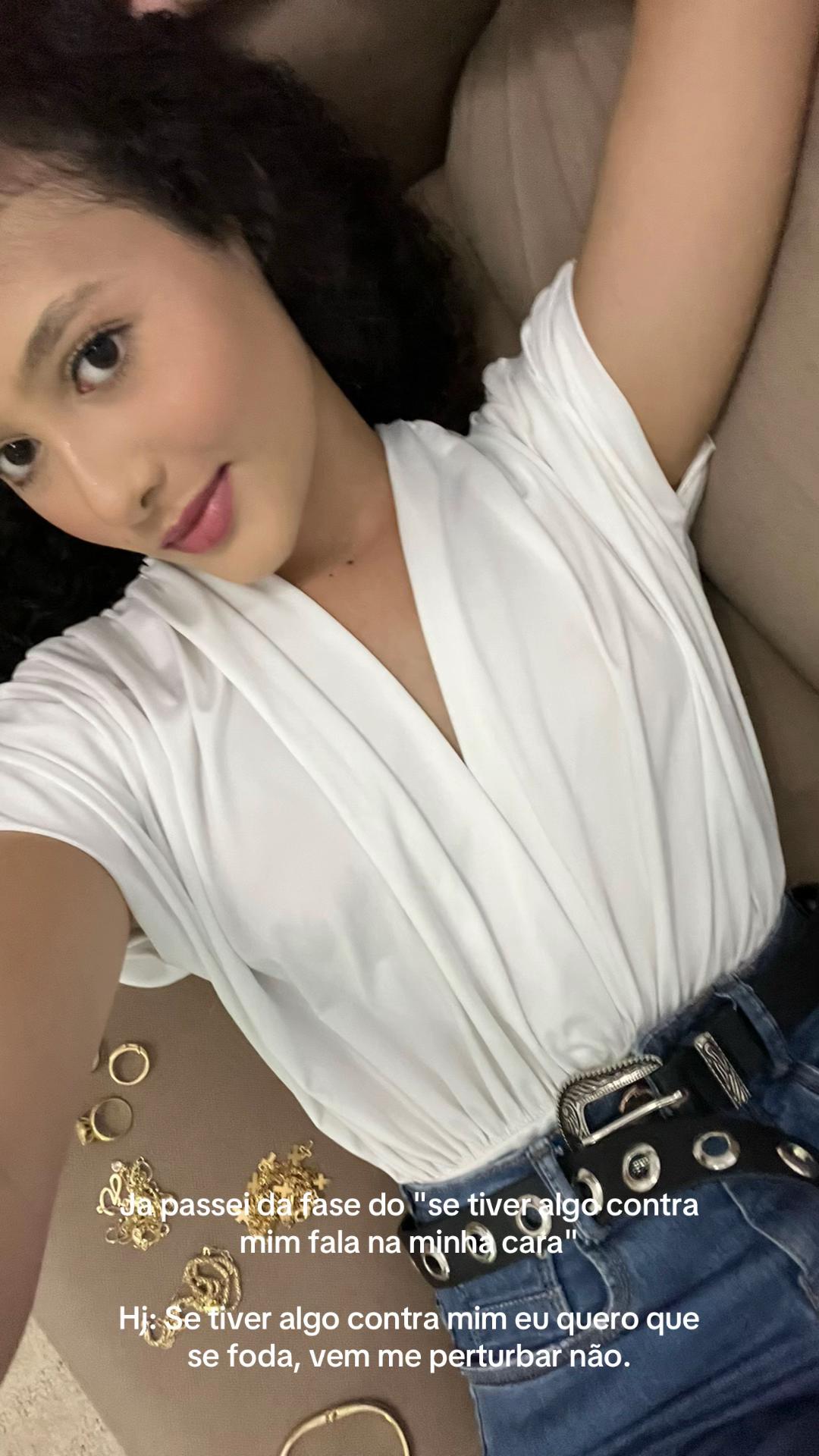 @Let&iacute;cia Bastos