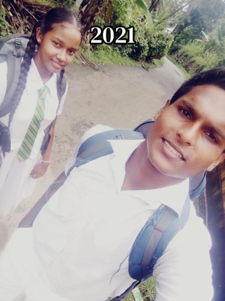 @🐰💗👀< ඉශු >👀💗🐰