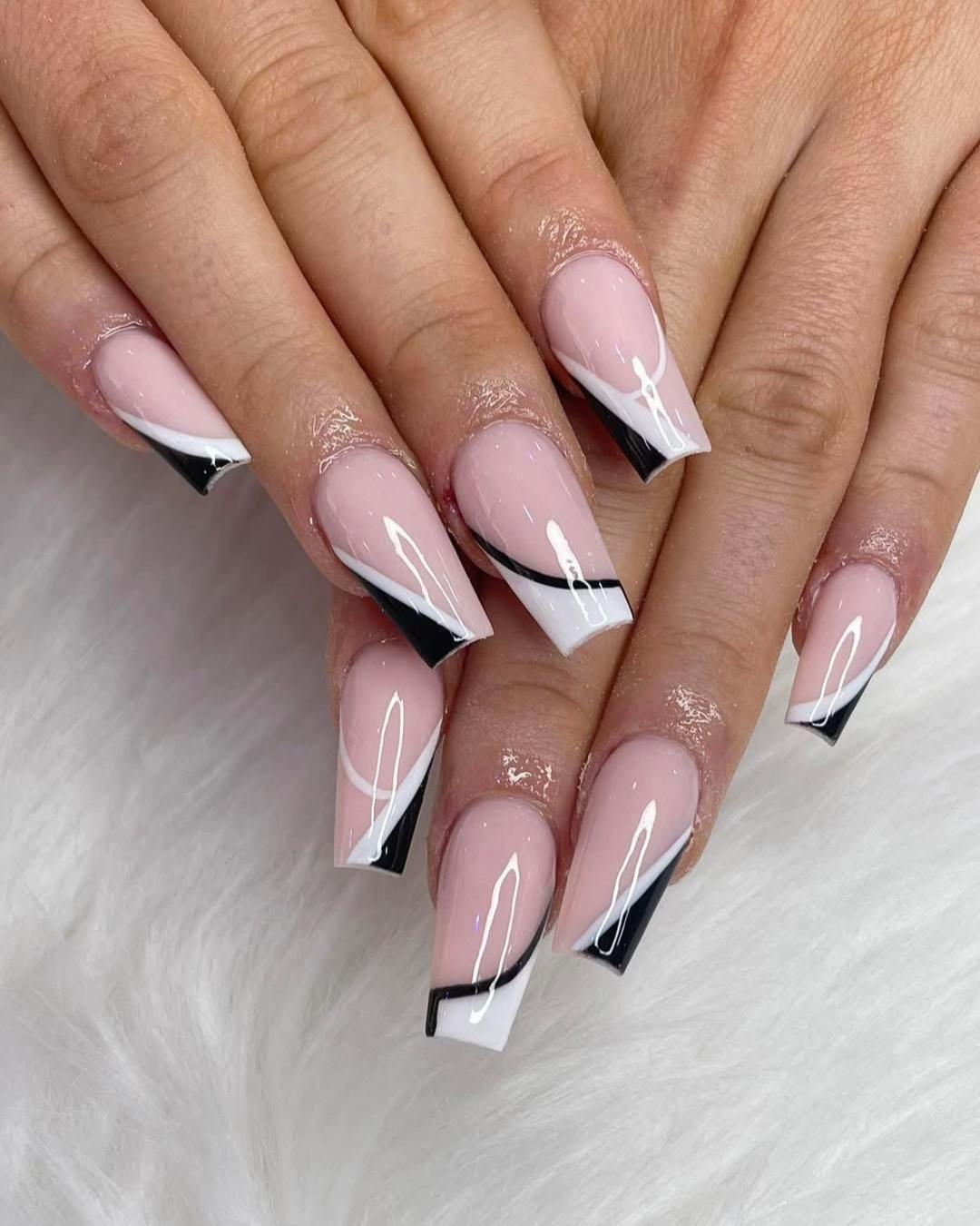 @71 Farnborough SKY NAILS