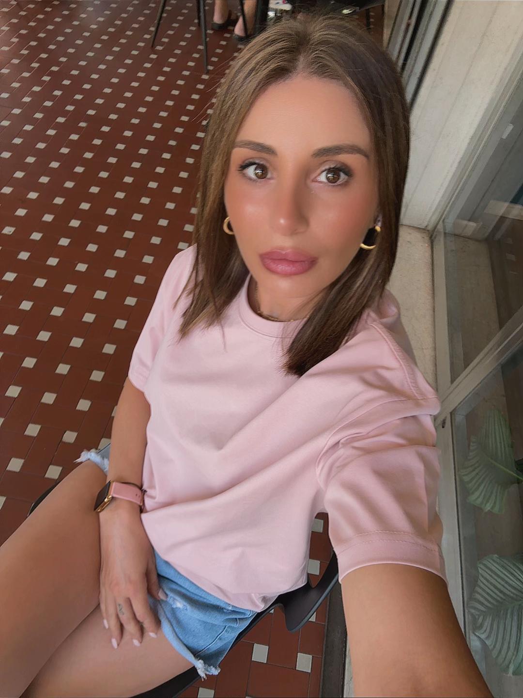 @ნინა