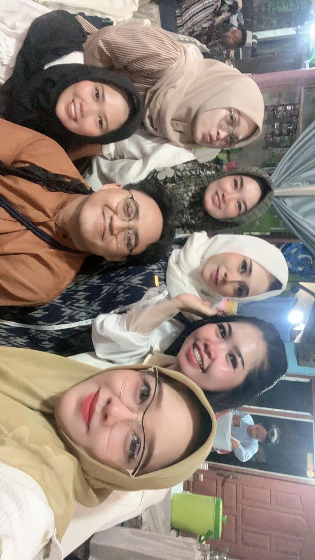 @Khusni