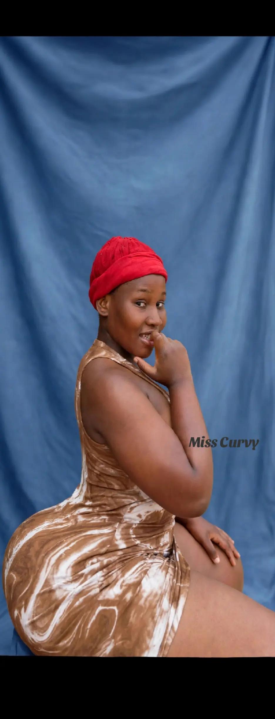 @Miss curvy 🥰