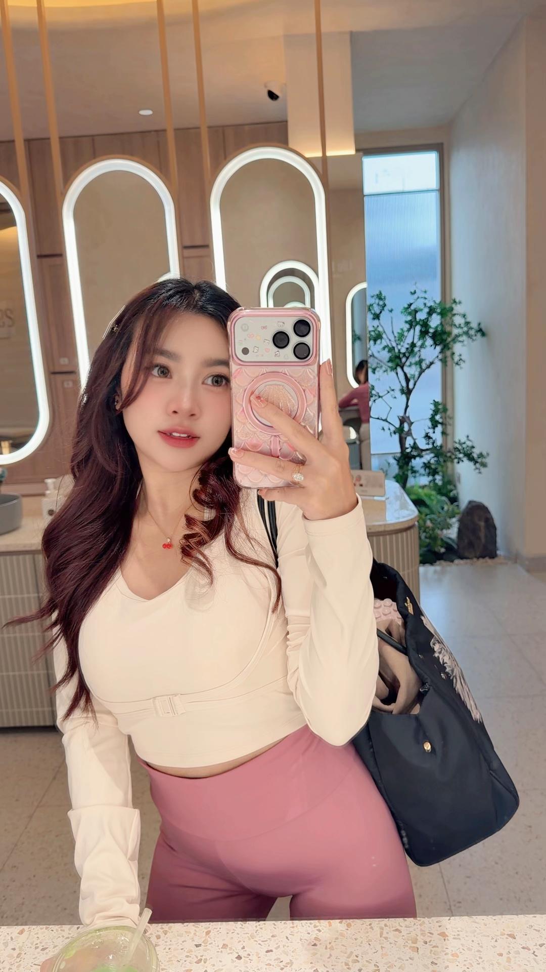 @Vianty Arvy
