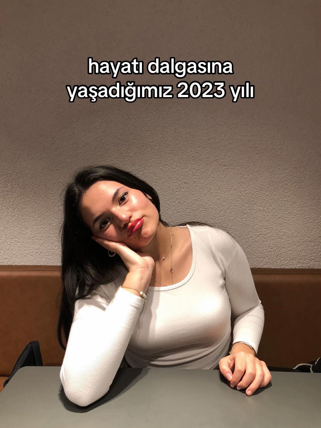 @ayeebusee