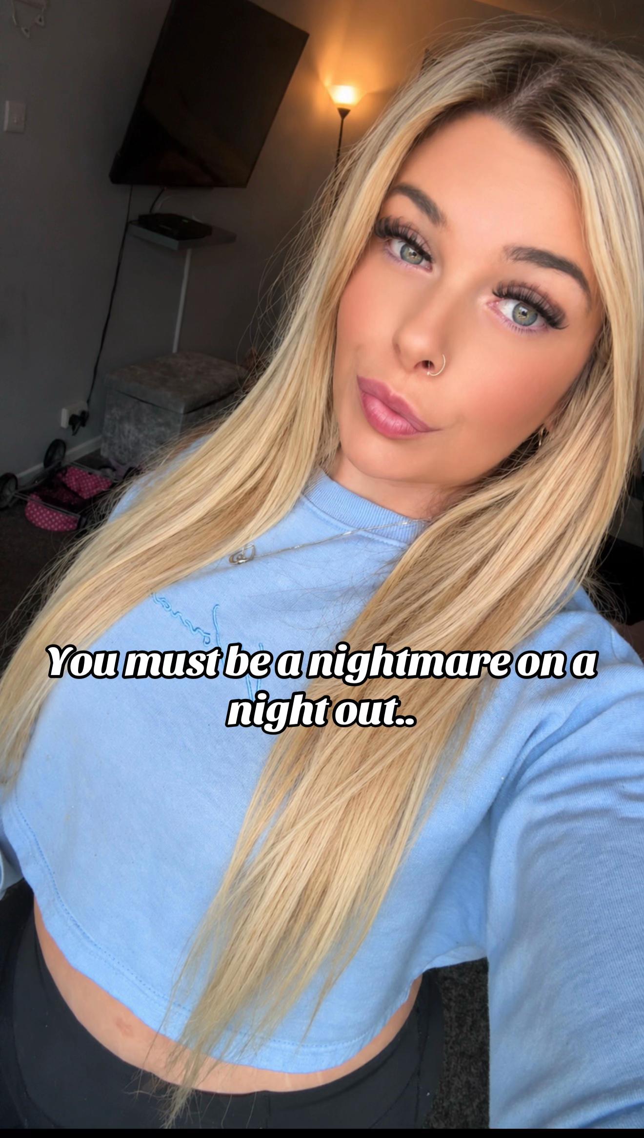 @Trishhh✨