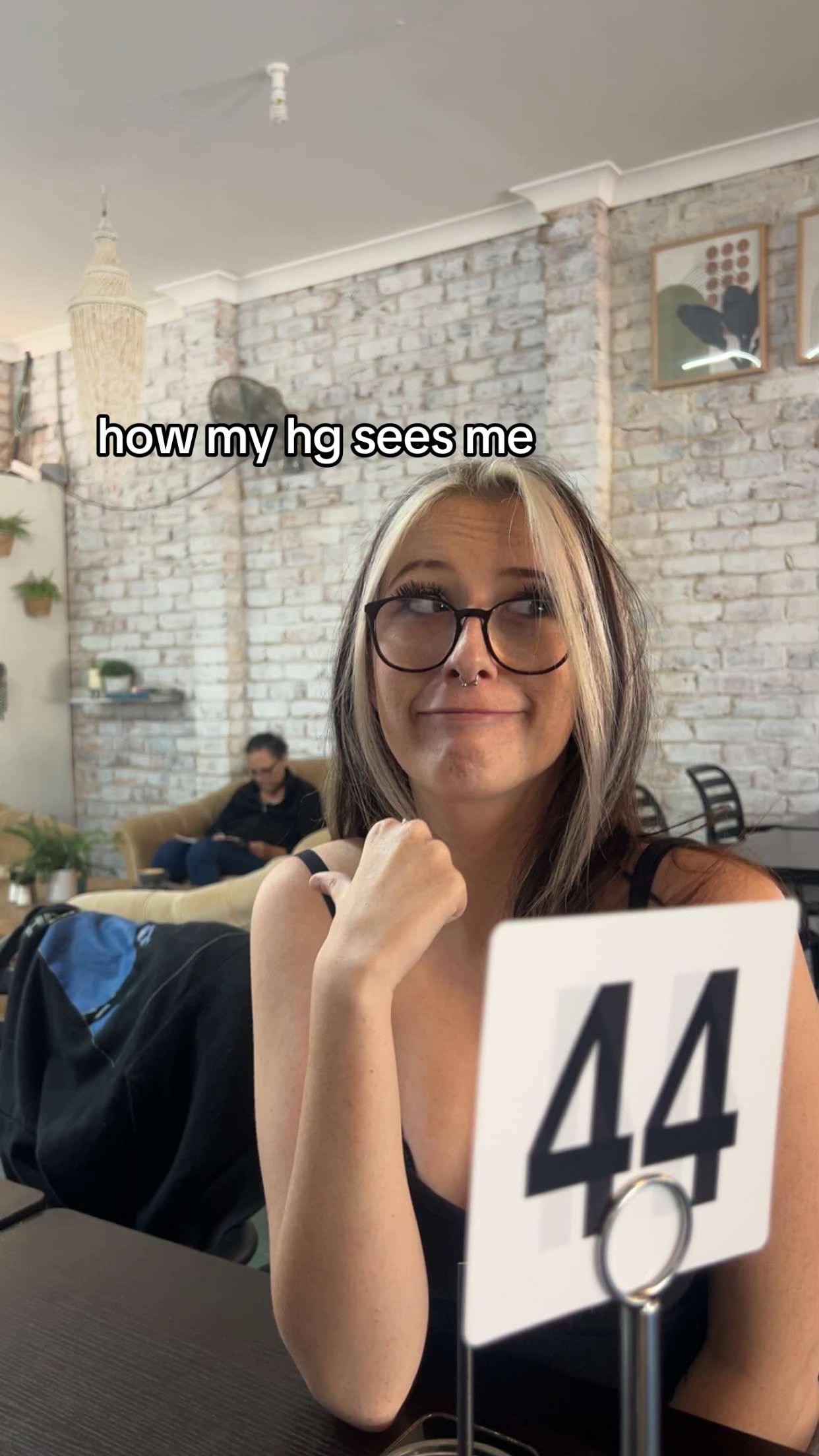 @chanelle ᖭི༏ᖫྀ
