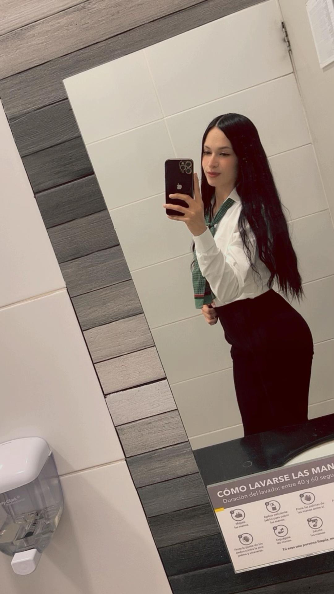 @𝓚𝓪𝓻𝓮𝓷 𝓜𝓞.