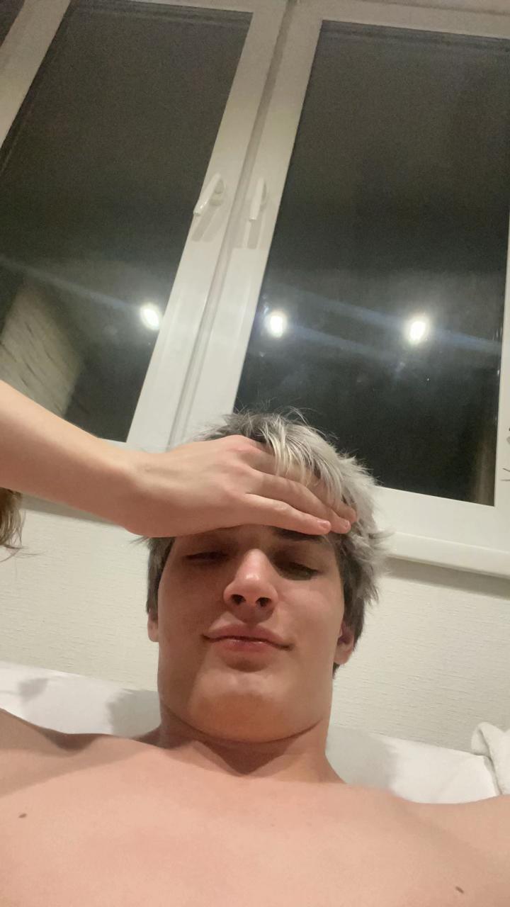 @autogr33d