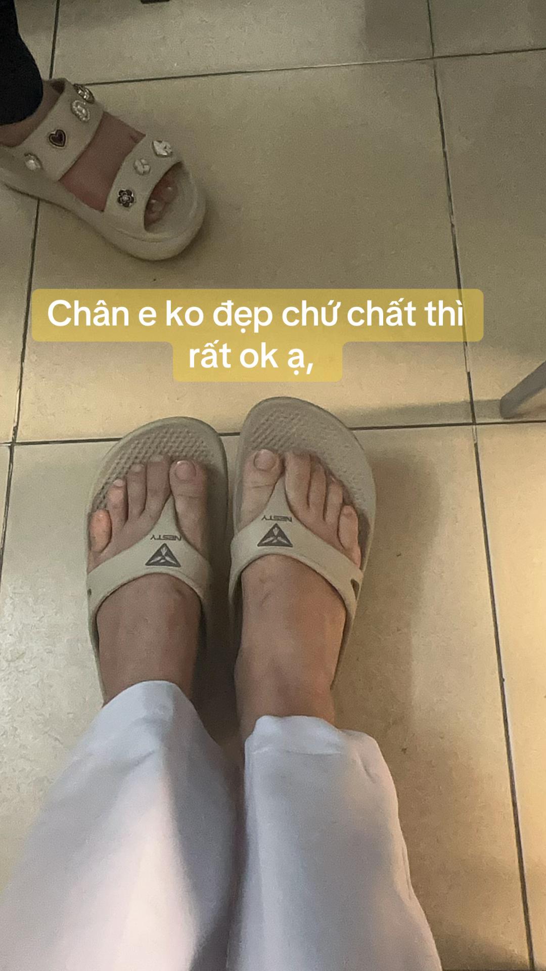 @Hoa s&uacute;n ( nh&iacute; nhố)