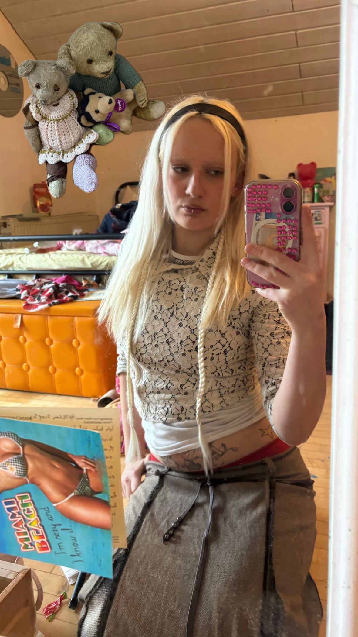 @⭐️G⭐️