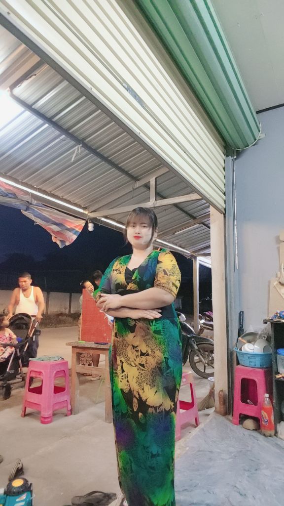 @မနှင်းဆီ ရမည်းသင်းသူ 🥰