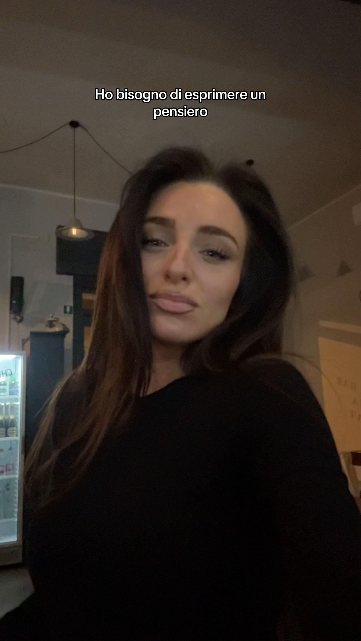 @Elena Siri