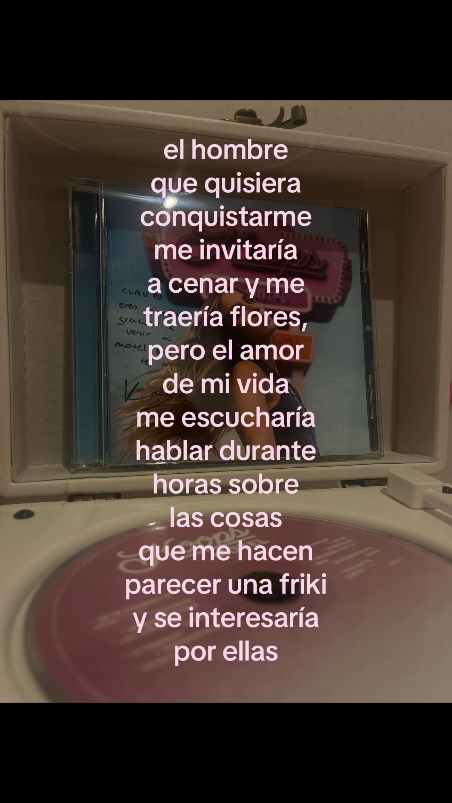 @clαu
