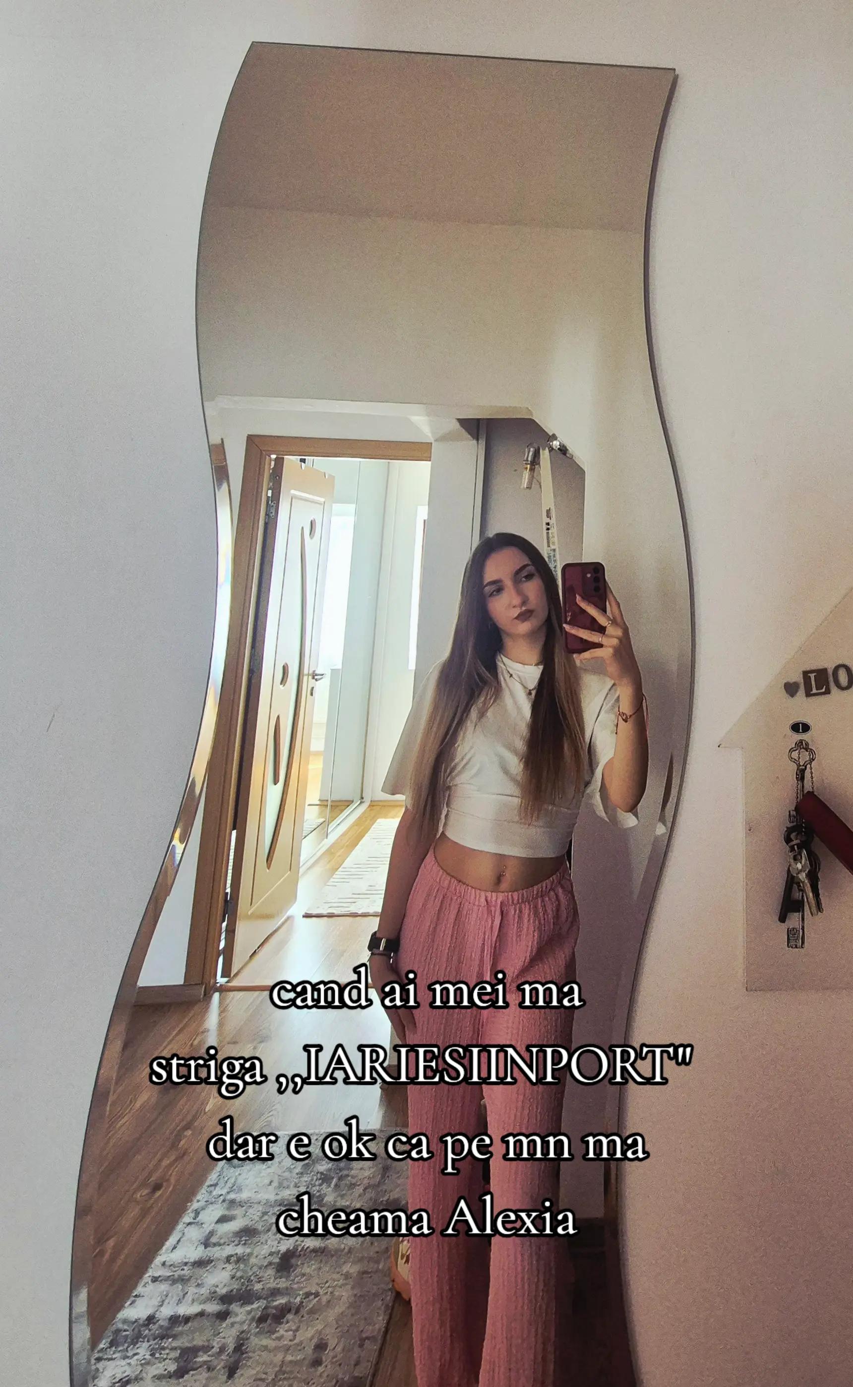 @alexia<3