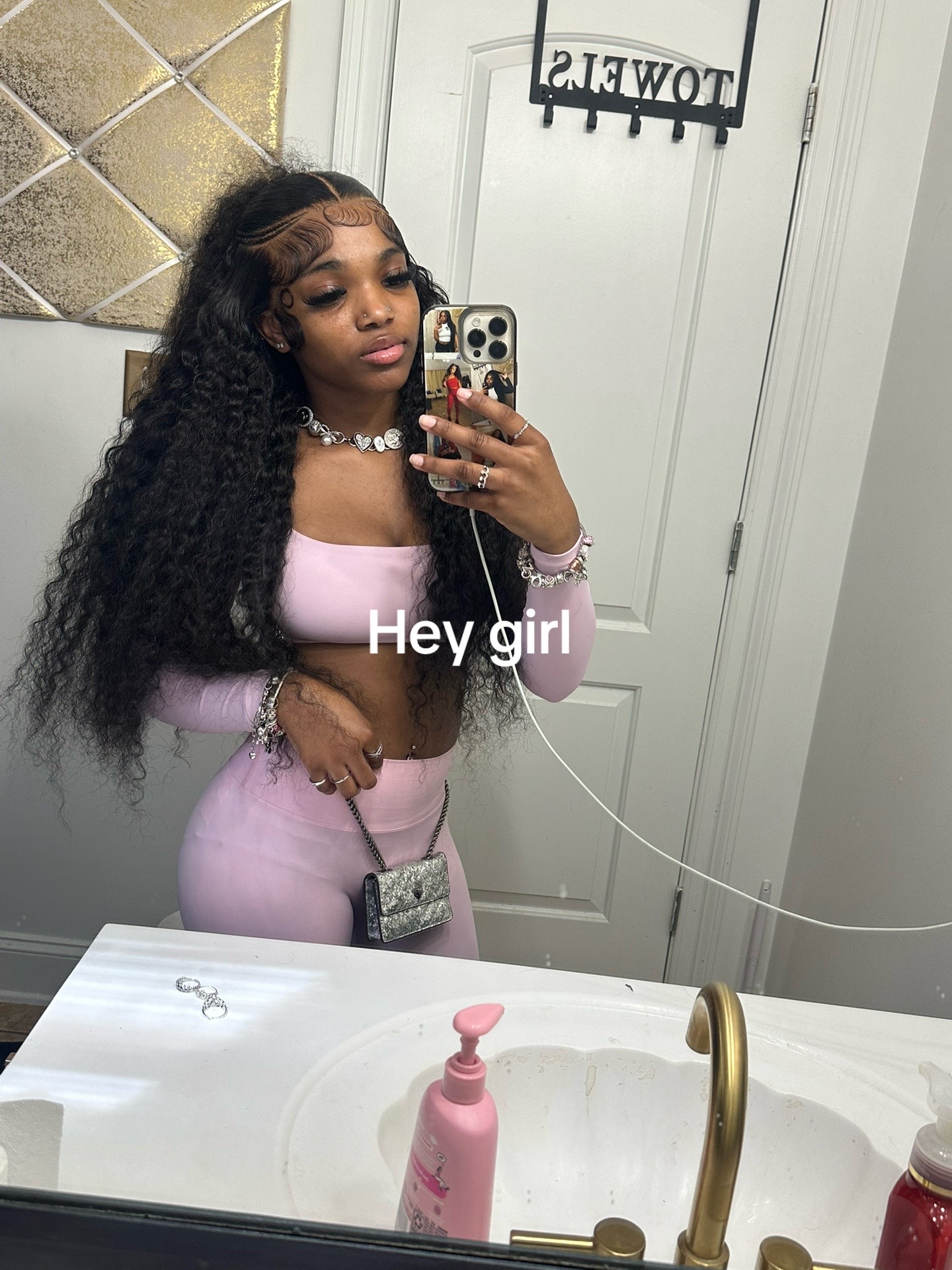 @alexiusrenae 🧟&zwj;♂️