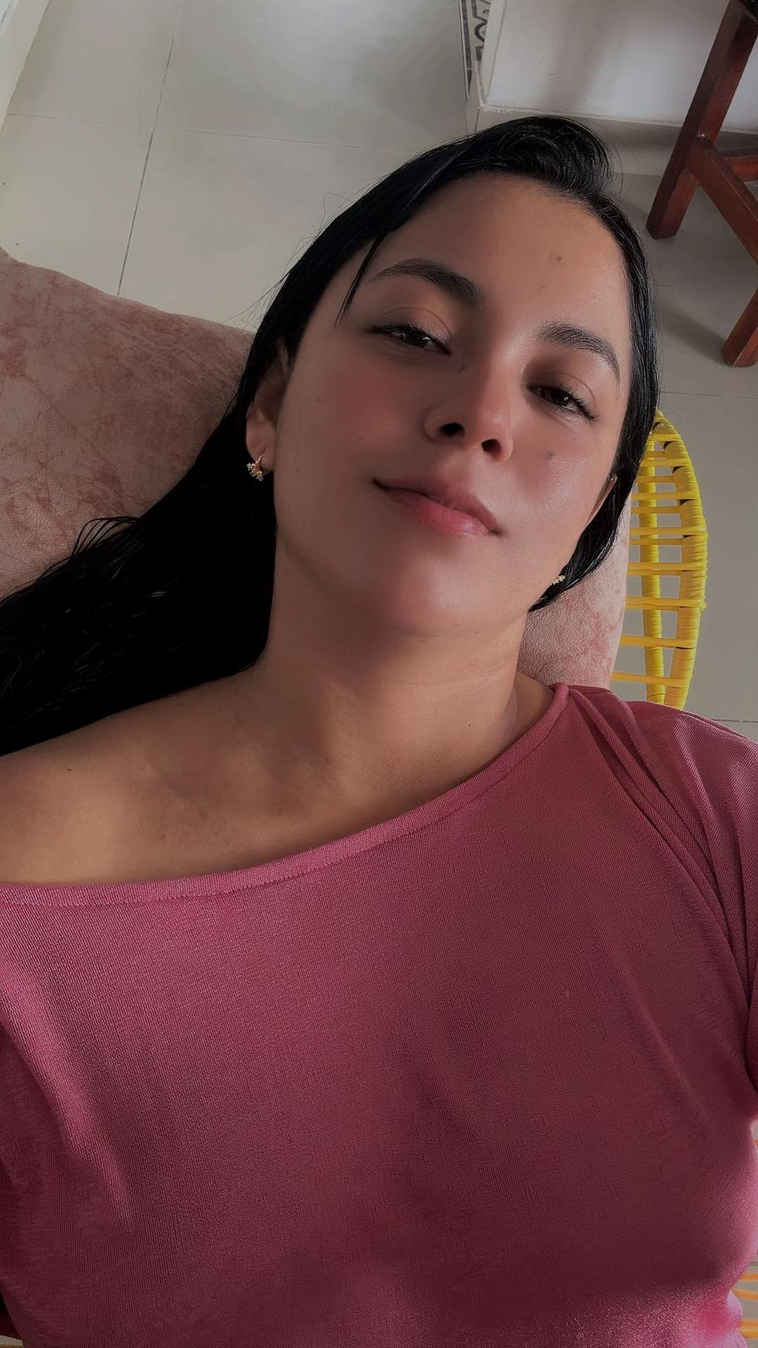 @YINITA ROX 🌸
